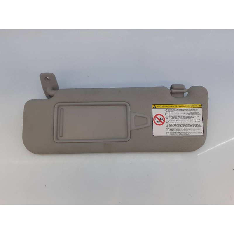 Recambio de parasol izquierdo para kia sportage drive 4x2 referencia OEM IAM   E2-B5-29-1