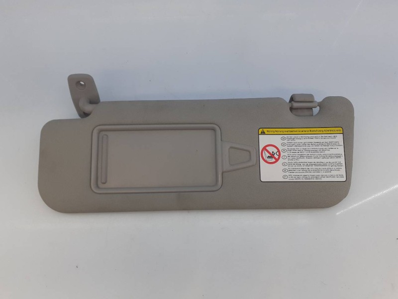 Recambio de parasol izquierdo para kia sportage drive 4x2 referencia OEM IAM   E2-B5-29-1