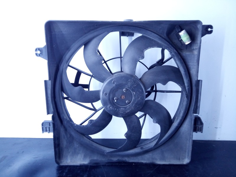 Recambio de electroventilador para hyundai i40 tecno blue referencia OEM IAM   P2-B8-9