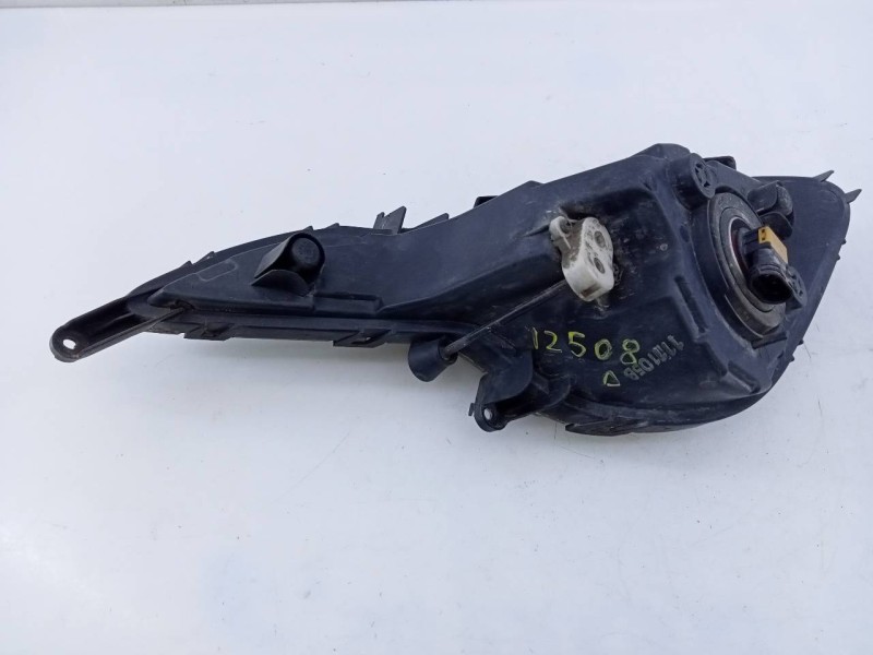 Recambio de faro antiniebla derecho para hyundai i40 tecno blue referencia OEM IAM   E2-B5-53-2