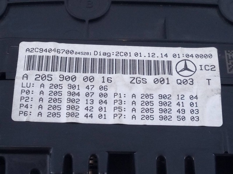 Recambio de cuadro instrumentos para mercedes-benz clase c (w205) familiar avangarde referencia OEM IAM A2059000016 A2C94046700 