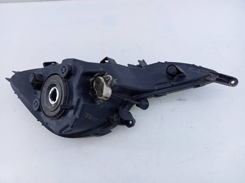 Recambio de faro antiniebla izquierdo para hyundai i40 tecno blue referencia OEM IAM   E2-B5-53-2