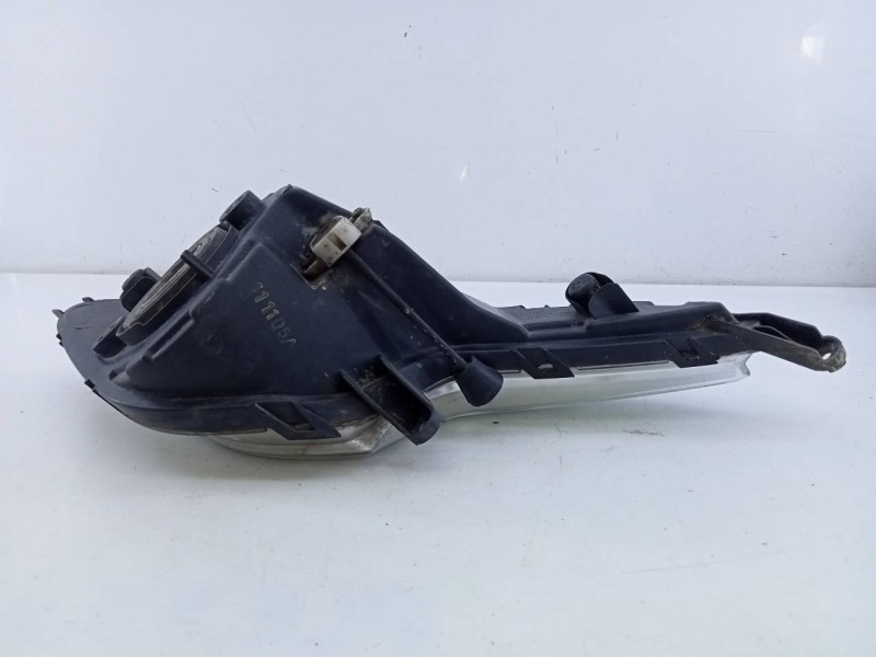 Recambio de faro antiniebla izquierdo para hyundai i40 tecno blue referencia OEM IAM   E2-B5-53-2