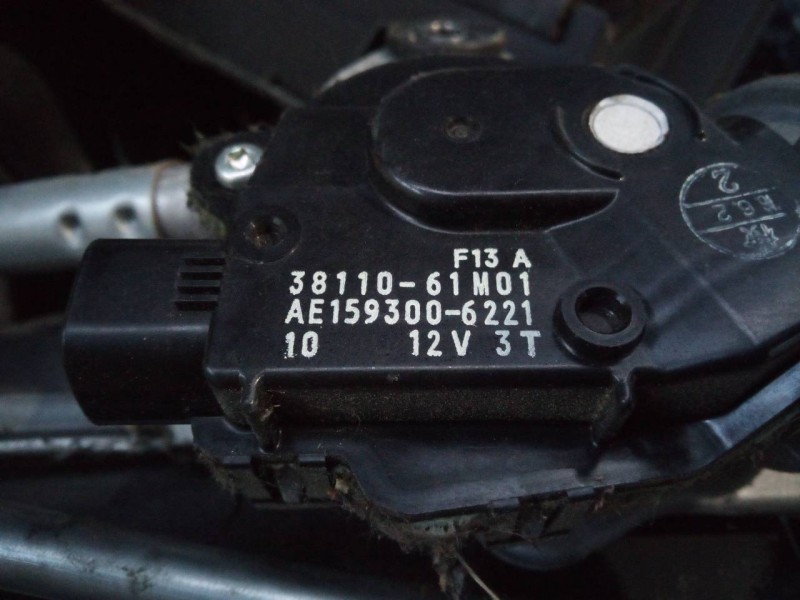 Recambio de motor limpia delantero para suzuki sx4 gle referencia OEM IAM 3811061M01 AE1593006221 