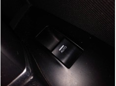 MANDO ELEVALUNAS TRASERO DERECHO 