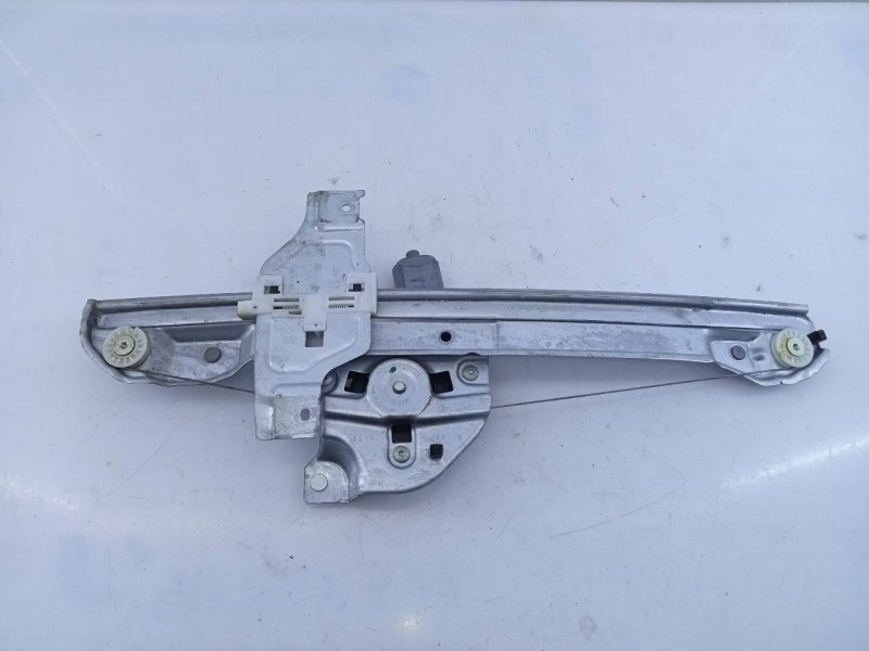 Recambio de elevalunas delantero derecho para peugeot 2008 (p1) allure referencia OEM IAM 9813093780  E1-A4-44-2