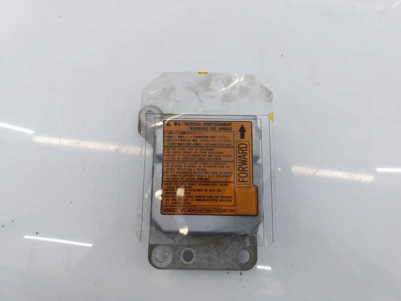 Recambio de centralita airbag para nissan patrol gr (y61) comfort referencia OEM IAM 98820VC000 4079342000 E3-B4-38-4