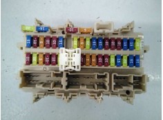 CAJA RELES / FUSIBLES 4EB0C C2927ZH0Z E3-B4-38-1