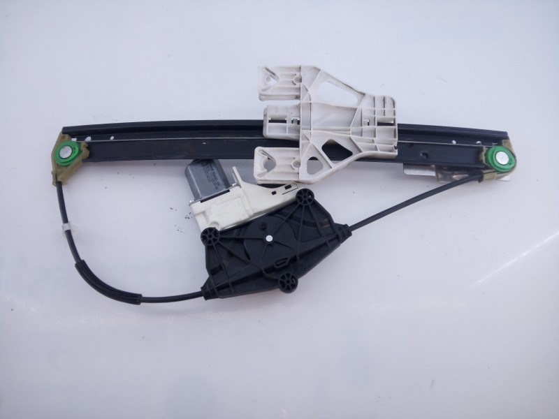 Recambio de elevalunas trasero izquierdo para audi a4 ber. (b8) s line sportpaket / plus referencia OEM IAM 8K0898461  E1-B6-12-