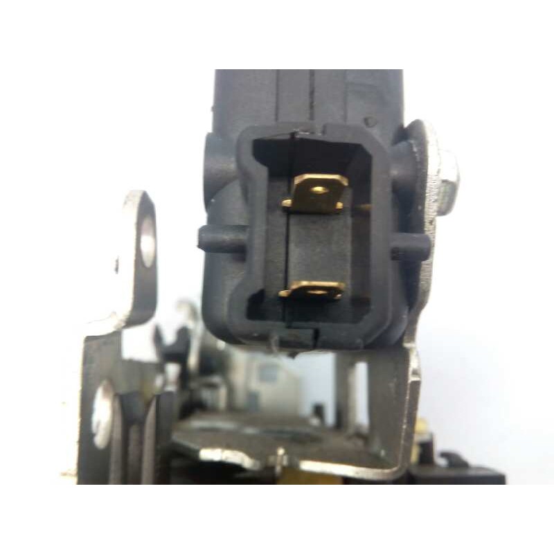 Recambio de cerradura puerta trasera izquierda para dacia sandero laureate referencia OEM IAM 8200735248  E1-A1-12-1