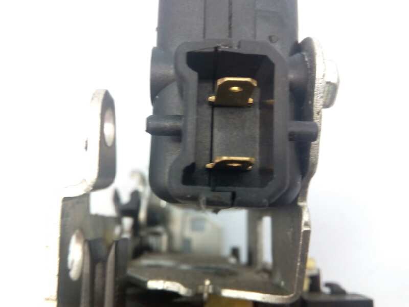 Recambio de cerradura puerta trasera izquierda para dacia sandero laureate referencia OEM IAM 8200735248  E1-A1-12-1