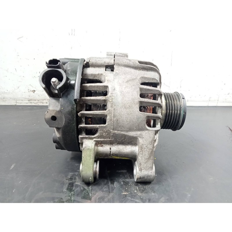 Recambio de alternador para peugeot 208 active referencia OEM IAM 9818677980 2713135A P3-B5-28-2