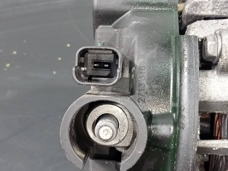 Recambio de alternador para peugeot 208 active referencia OEM IAM 9818677980 2713135A P3-B5-28-2