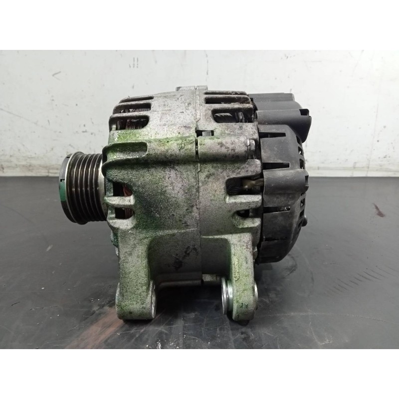 Recambio de alternador para peugeot 208 active referencia OEM IAM 9818677980 2713135A P3-B5-28-2