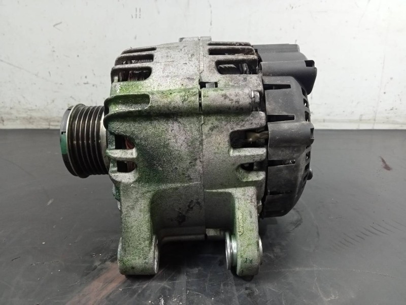 Recambio de alternador para peugeot 208 active referencia OEM IAM 9818677980 2713135A P3-B5-28-2