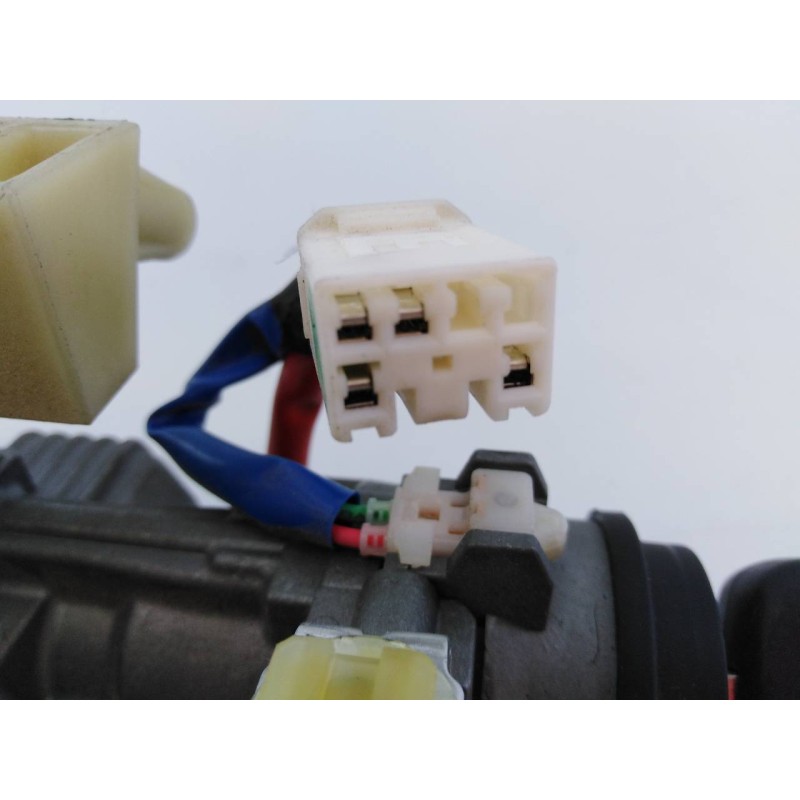 Recambio de antirrobo para hyundai i30 (gd) trend referencia OEM IAM   E3-A3-23-4