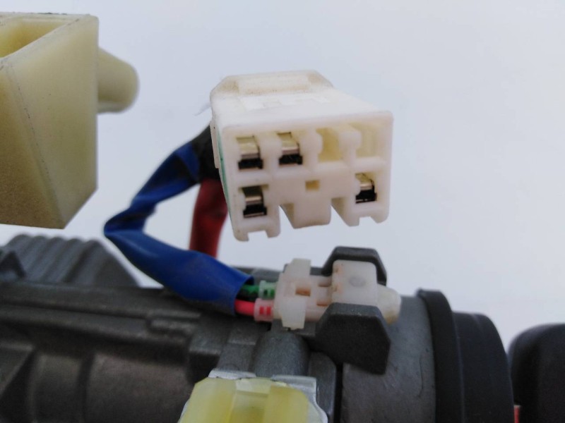 Recambio de antirrobo para hyundai i30 (gd) trend referencia OEM IAM   E3-A3-23-4