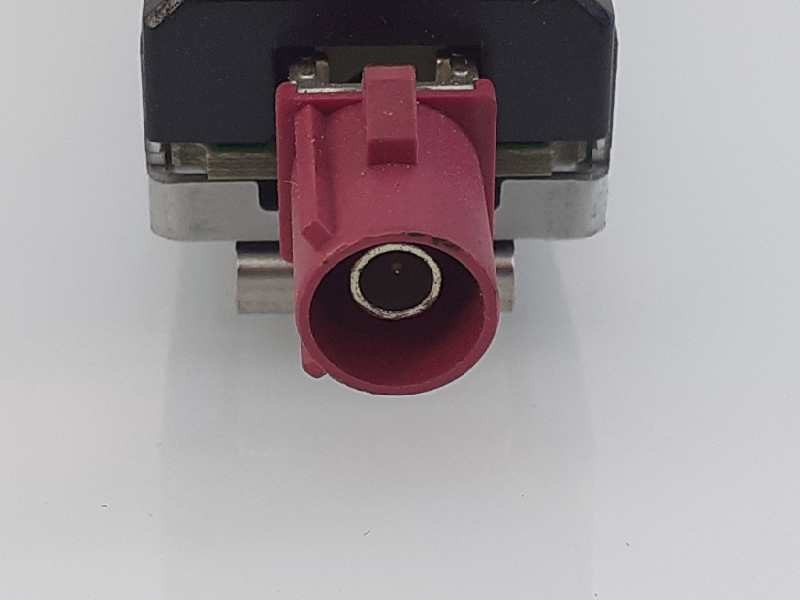 Recambio de modulo electronico para seat arona xcellence referencia OEM IAM 6F9035225 52510635A E2-A1-6-2