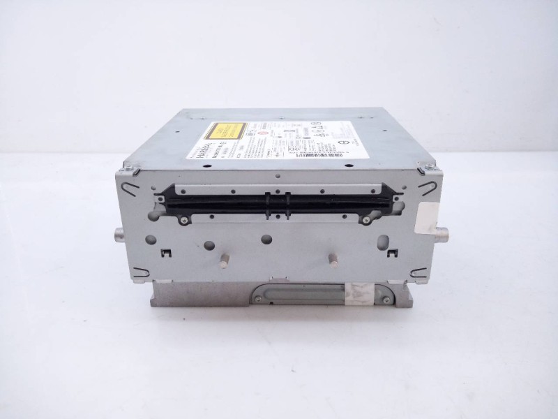 Recambio de sistema navegacion gps para mercedes-benz clase c (w205) familiar avangarde referencia OEM IAM A2059005915 A20590322