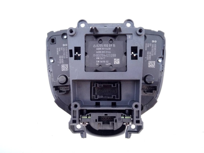 Recambio de sistema navegacion gps para mercedes-benz clase c (w205) familiar avangarde referencia OEM IAM A2059005915 A20590322