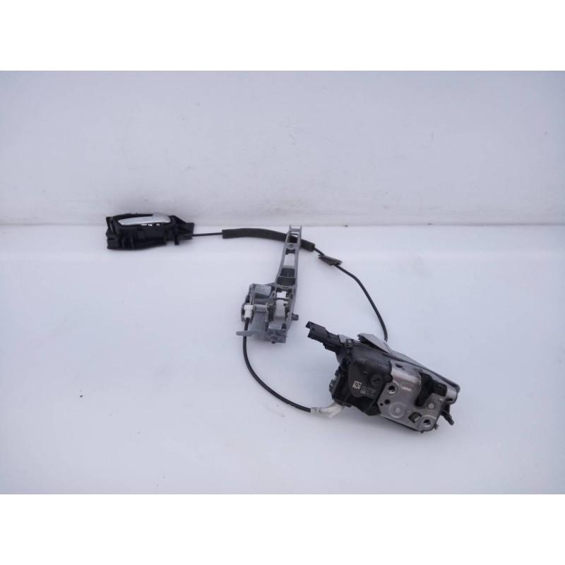 Recambio de cerradura puerta trasera derecha para peugeot 5008 premium referencia OEM IAM 6132W215414  E1-A4-35-2
