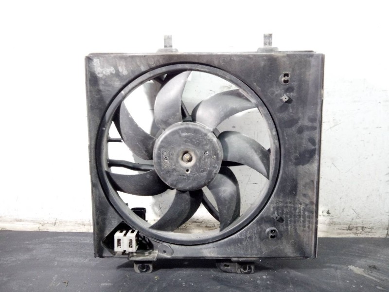 Recambio de electroventilador para peugeot 208 active referencia OEM IAM 9812028580  P2-B9-2