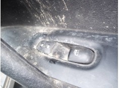 MANDO ELEVALUNAS DELANTERO DERECHO 