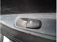 MANDO ELEVALUNAS TRASERO DERECHO 