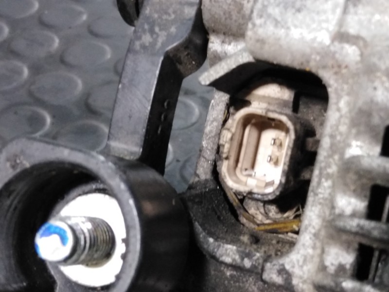 Recambio de alternador para citroën c4 grand picasso premier referencia OEM IAM 9654752880 A004TJ0084C P3-A5-10-1