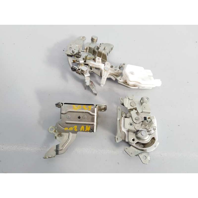 Recambio de cerradura puerta trasera derecha para nissan nv 200 (m20) kasten comfort referencia OEM IAM   E2-A4-61-1