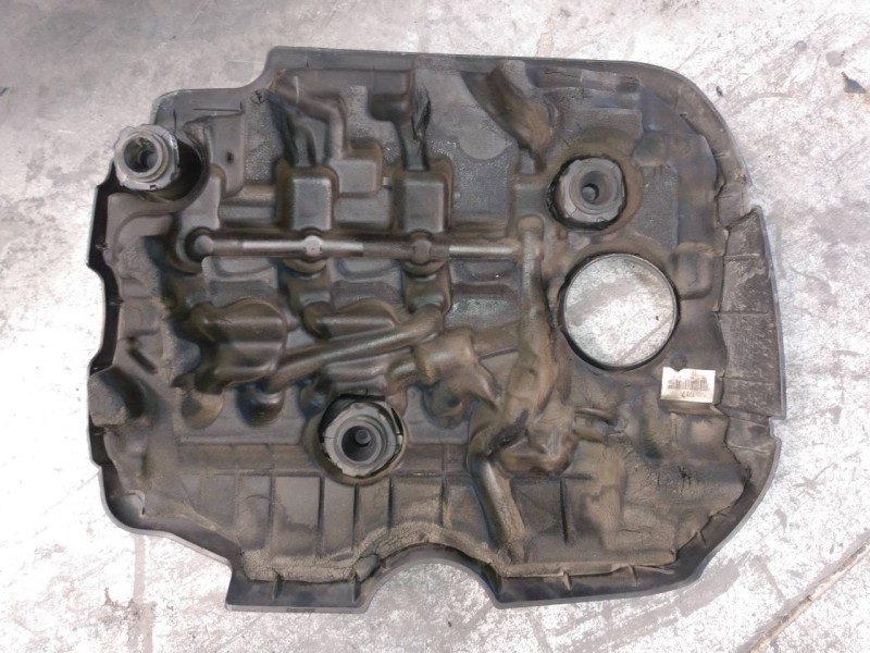 Recambio de tapa motor para hyundai i40 tecno blue referencia OEM IAM   