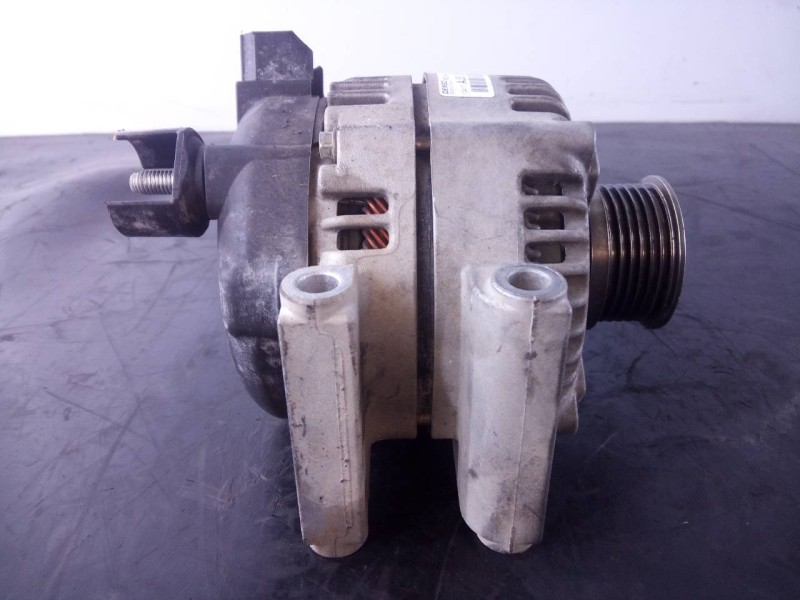 Recambio de alternador para opel insignia grand sport referencia OEM IAM 13587304 MS1042118550 P3-B5-27-1