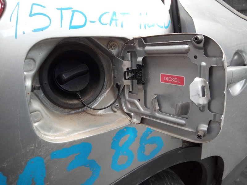 Recambio de tapa exterior combustible para nissan qashqai (j11) acenta referencia OEM IAM   