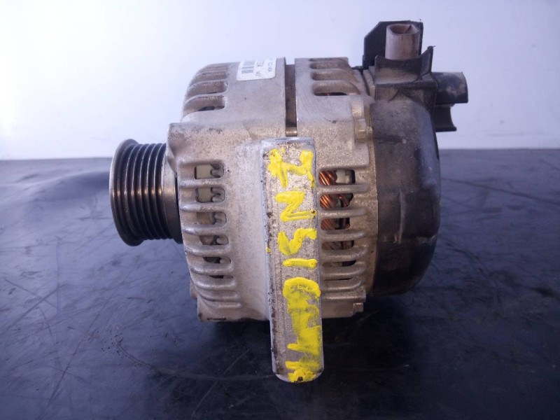 Recambio de alternador para opel insignia grand sport referencia OEM IAM 13587304 MS1042118550 P3-B5-27-1