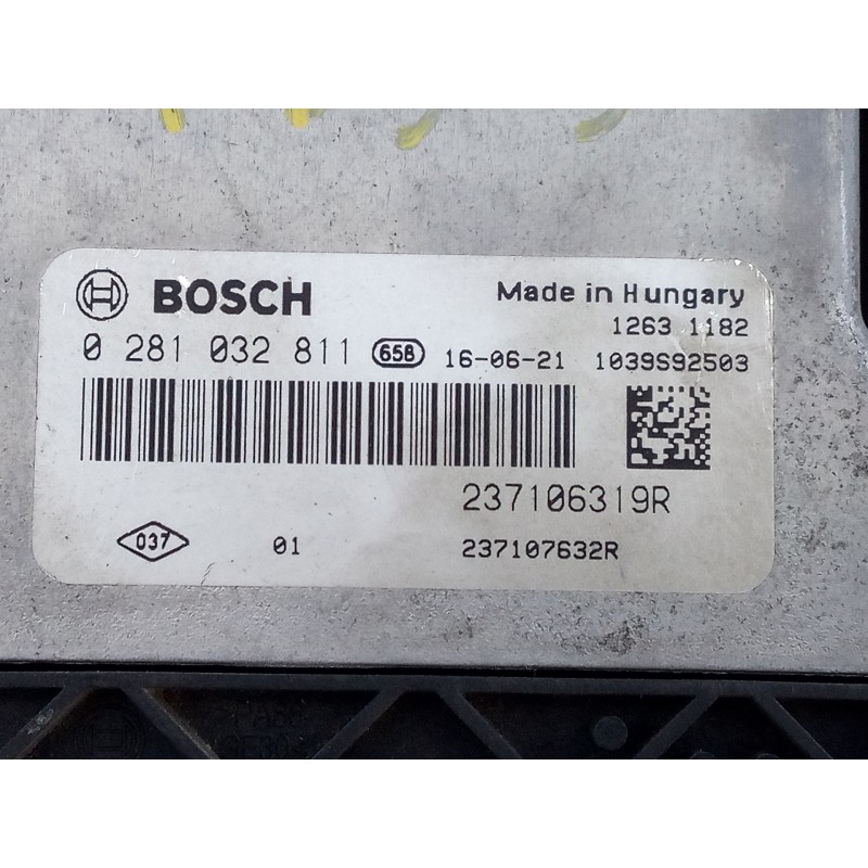 Recambio de centralita motor uce para dacia sandero stepway referencia OEM IAM 237106319R 0281032811 E2-A1-30-1