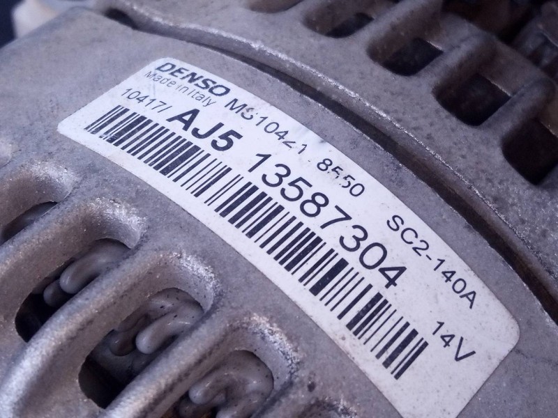 Recambio de alternador para opel insignia grand sport referencia OEM IAM 13587304 MS1042118550 P3-B5-27-1