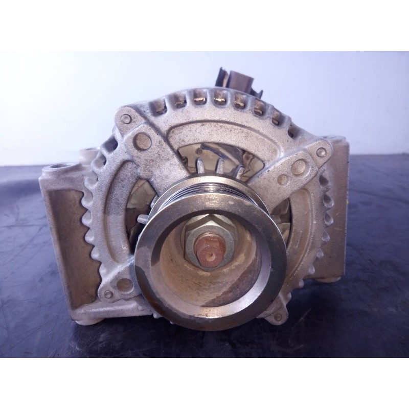 Recambio de alternador para opel insignia grand sport referencia OEM IAM 13587304 MS1042118550 P3-B5-27-1