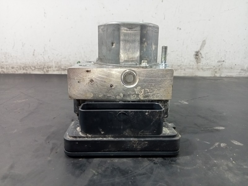 Recambio de abs para nissan qashqai (j11) acenta referencia OEM IAM 47660HW60A  P3-A8-19-5