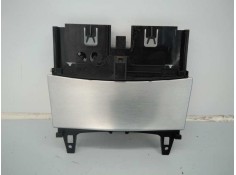 Recambio de cenicero para mercedes-benz clase c (w204) berlina c 220 cdi (204.008) referencia OEM IAM A2046800179  E3-A1-20-1