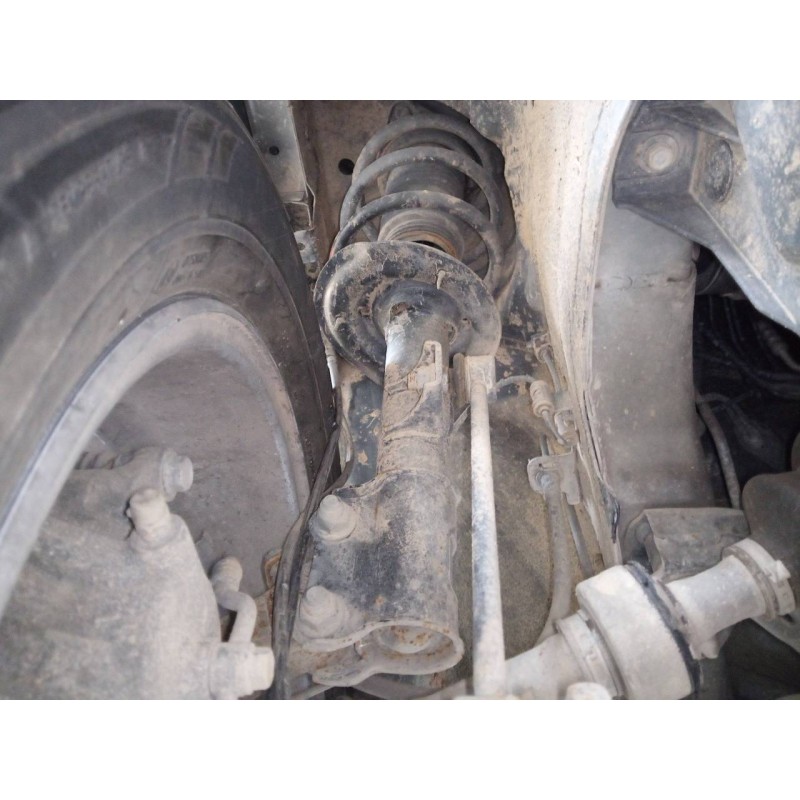 Recambio de amortiguador delantero derecho para kia sportage drive 4x4 referencia OEM IAM   