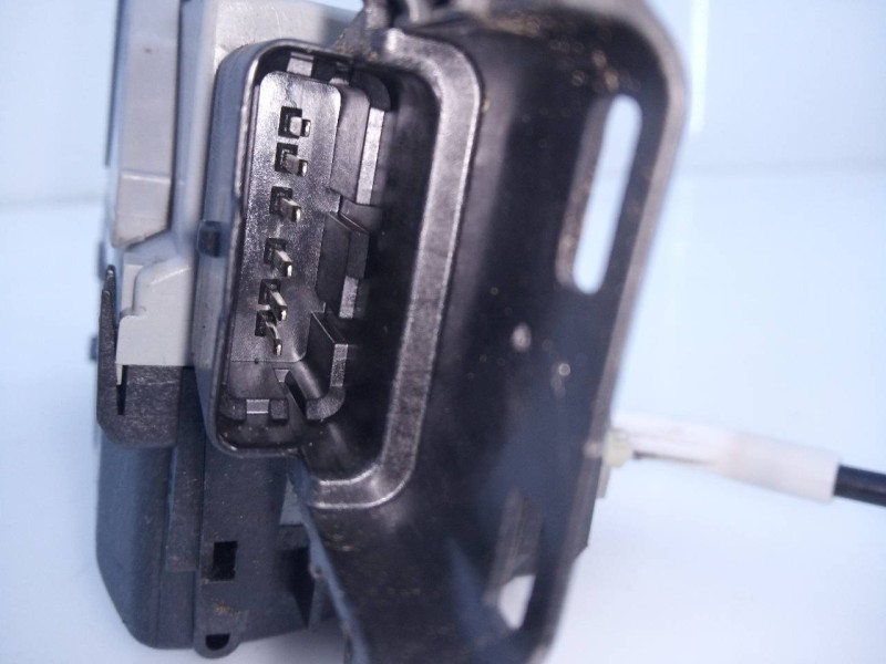 Recambio de cerradura puerta trasera izquierda para peugeot 308 confort referencia OEM IAM   E1-A4-4-1