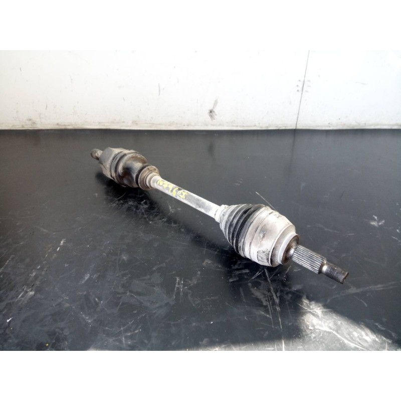 Recambio de transmision delantera izquierda para renault clio iii exception referencia OEM IAM   P1-B6-37