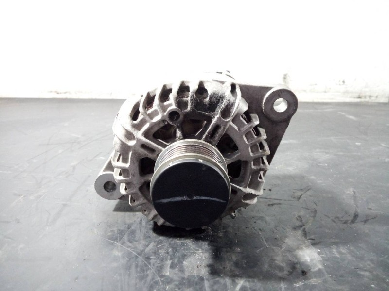 Recambio de alternador para opel insignia berlina excellence referencia OEM IAM 13588306 2620359A P3-B6-14-2