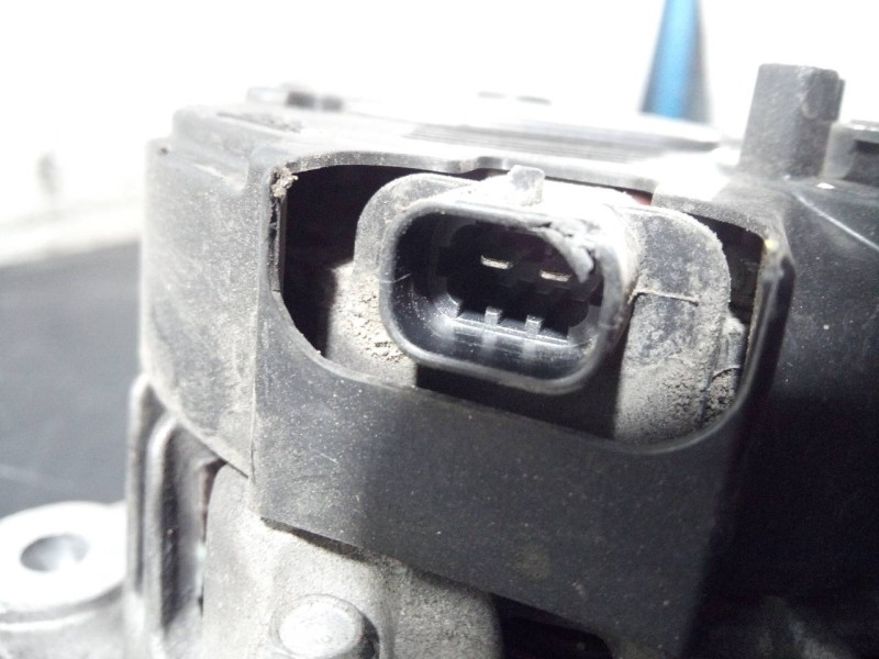 Recambio de alternador para opel insignia berlina excellence referencia OEM IAM 13588306 2620359A P3-B6-14-2