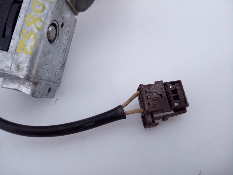 Recambio de antirrobo para peugeot 5008 allure referencia OEM IAM 9663123380  E3-B2-29-4