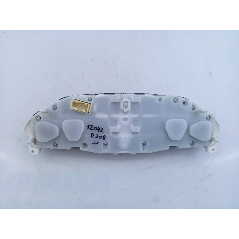 Recambio de cuadro instrumentos para peugeot 208 active referencia OEM IAM 9813848780  E3-B2-23-3