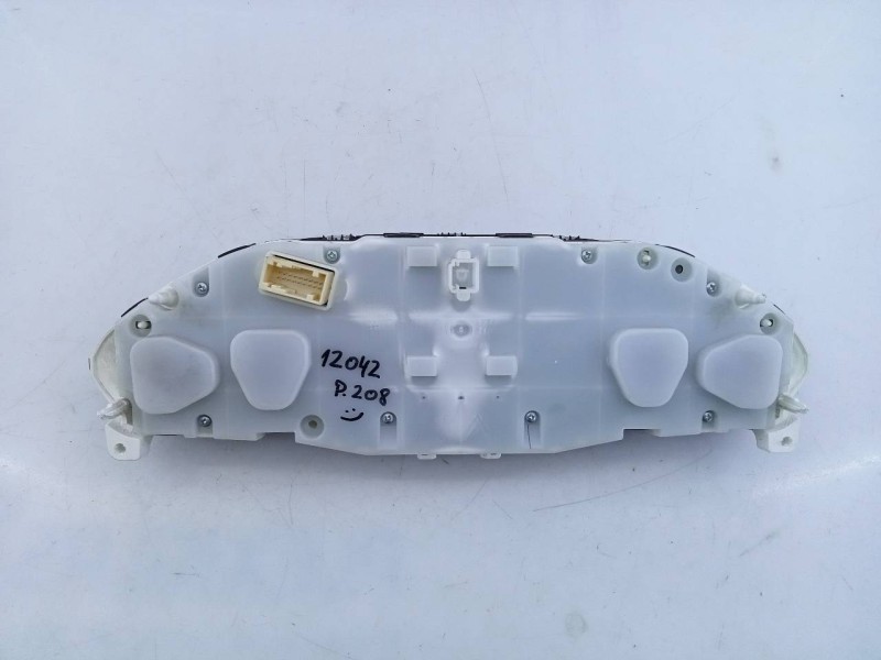 Recambio de cuadro instrumentos para peugeot 208 active referencia OEM IAM 9813848780  E3-B2-23-3