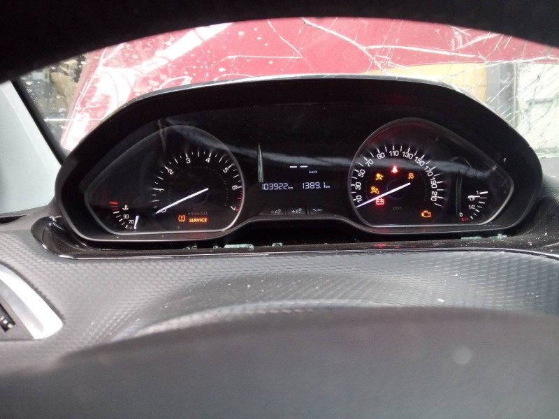 Recambio de cuadro instrumentos para peugeot 208 active referencia OEM IAM 9813848780  E3-B2-23-3