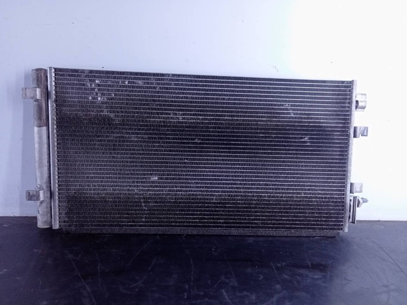 Recambio de condensador / radiador aire acondicionado para renault megane iii sport tourer dynamique referencia OEM IAM 92100029