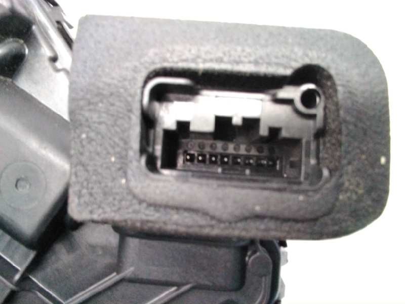 Recambio de cerradura puerta trasera derecha para volkswagen polo advance referencia OEM IAM 5TA839016E  E1-B6-48-3